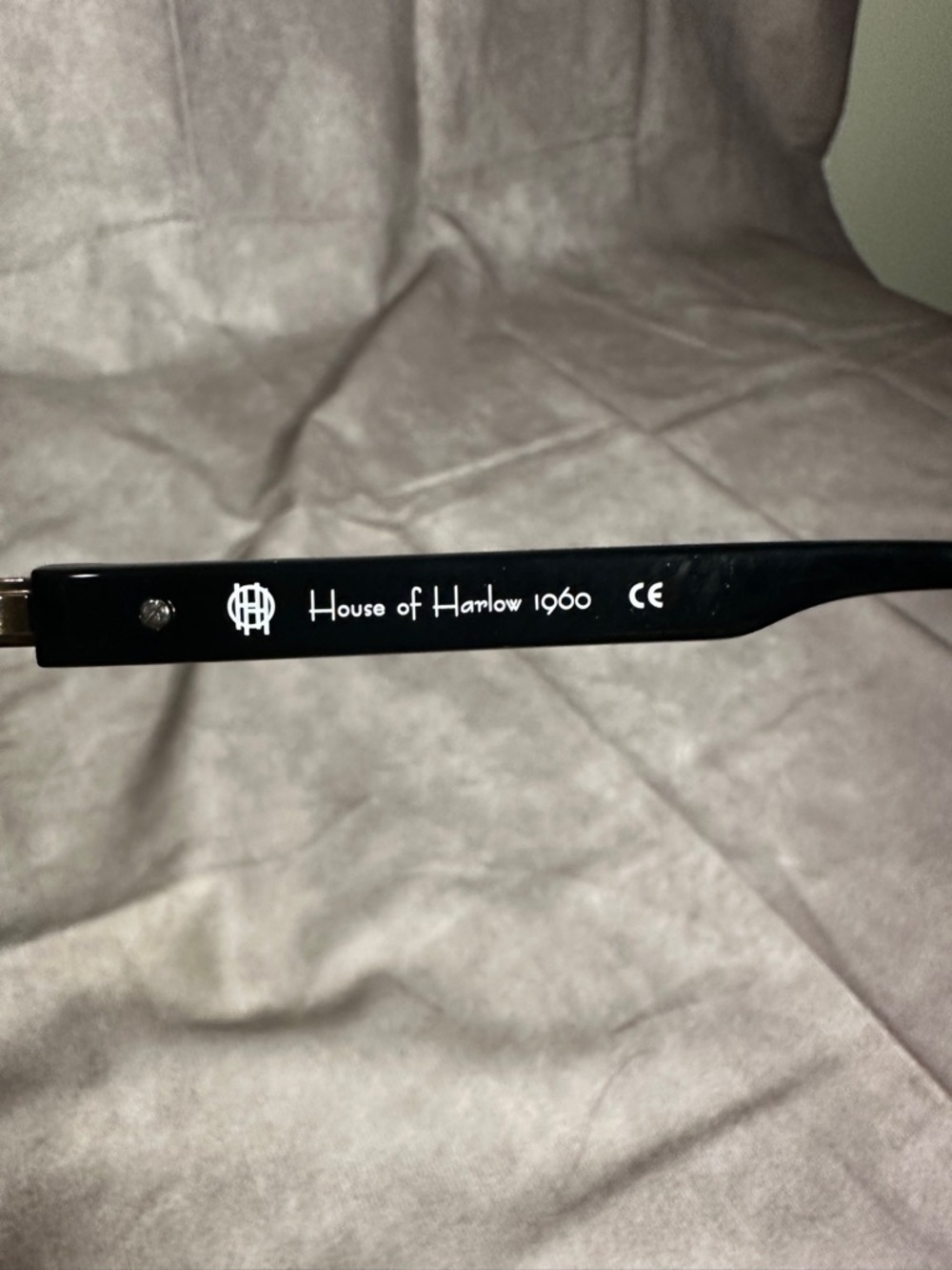 House of Harlow 1960 Lynn Black Sunglasses w/ Case - Picture 5 of 8